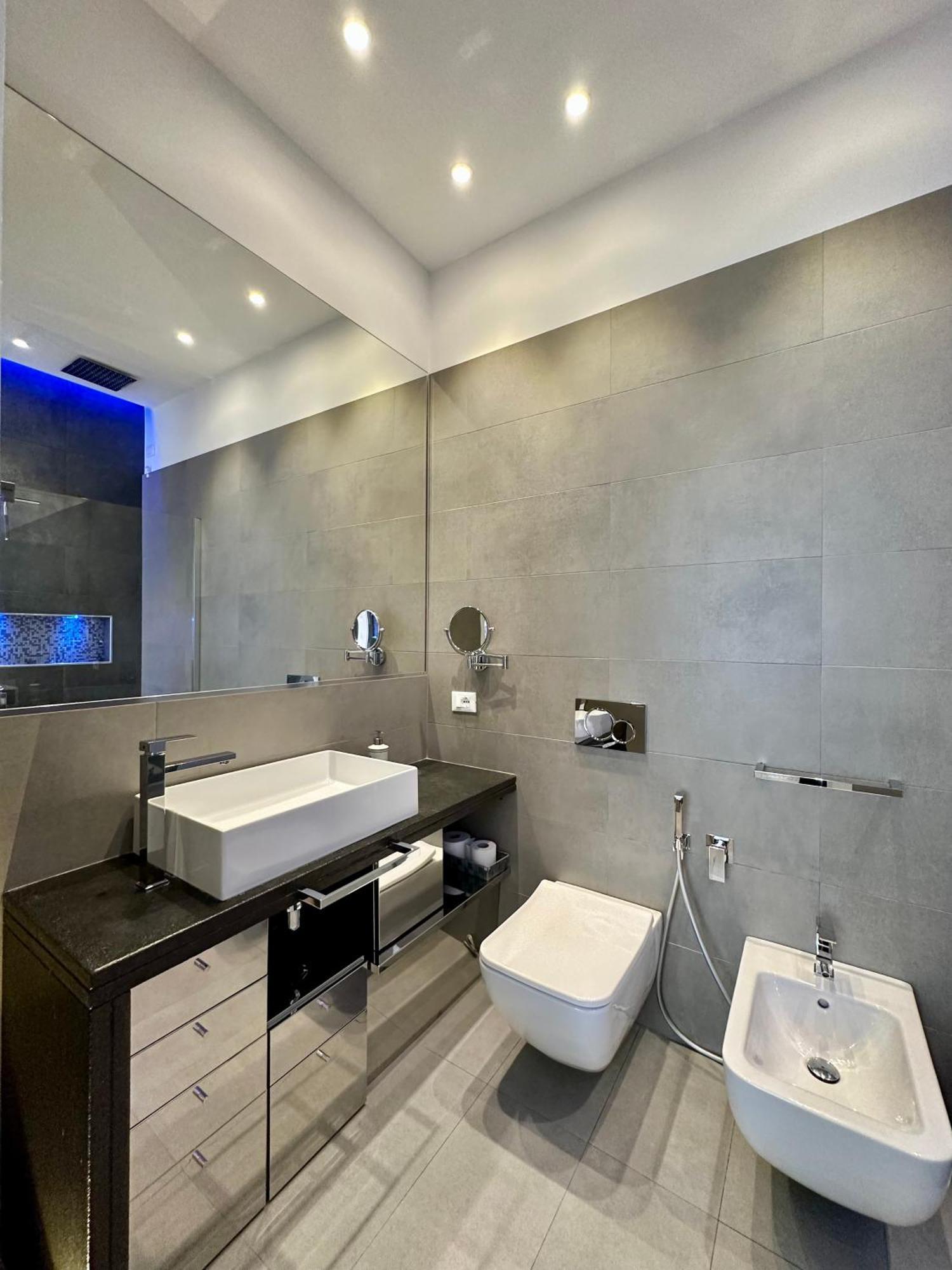 Ceo Luxury Suite Di 卡利亚里 外观 照片